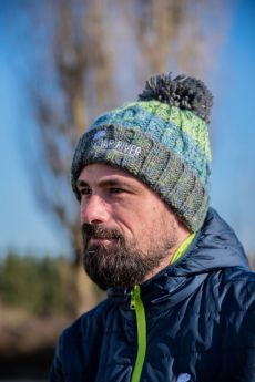 Bonnet multicolore pompon Cap River 
