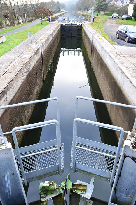 Pêche comme un écureuil et prend des carpes by Carpecanal 